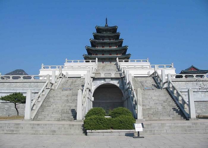 1552359723-bao-tang-dan-gian-quoc-gia-han-quoc.jpg