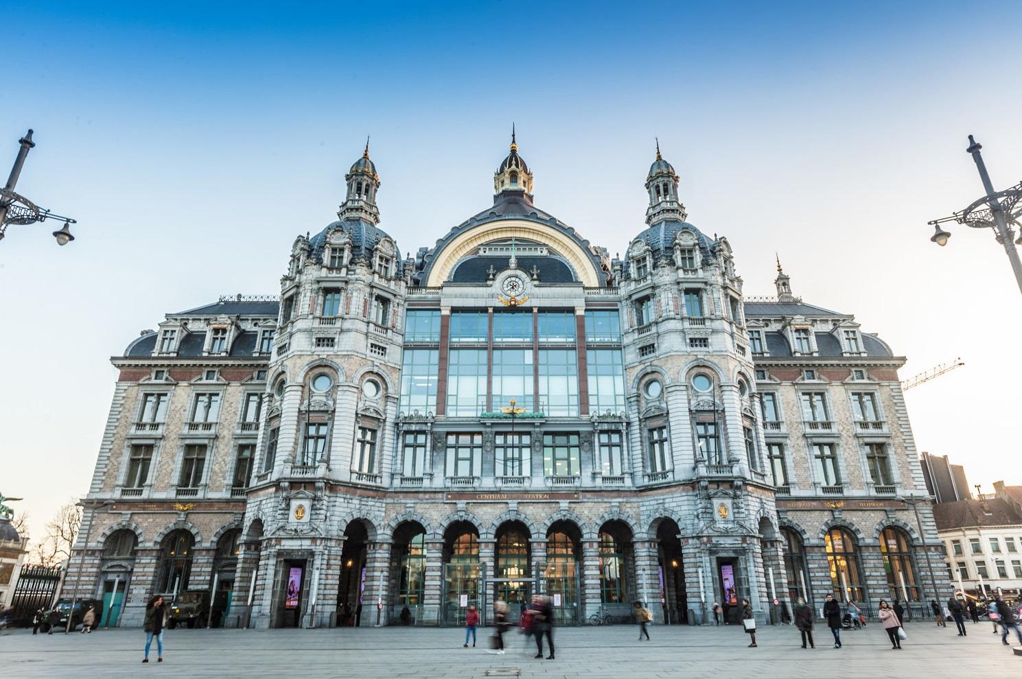 3558-fullimage-antwerpen-centraal-bron-toerisme-vlaanderen.jpg
