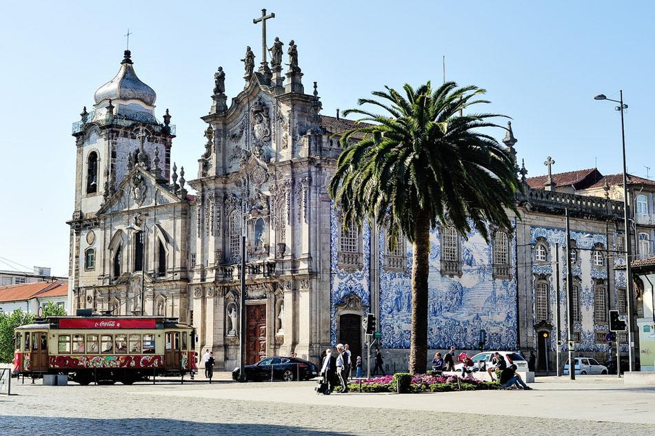 igreja-do-carmo-e-das-carmelitas-porto.jpg