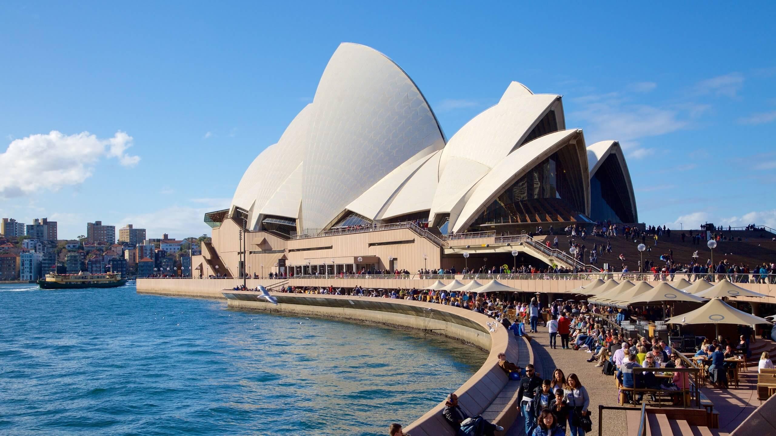 nha-hat-con-so-sydney-1