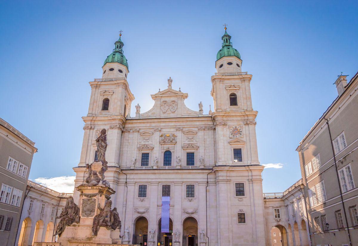 nha-tho-salzburg-cathedral.jpg