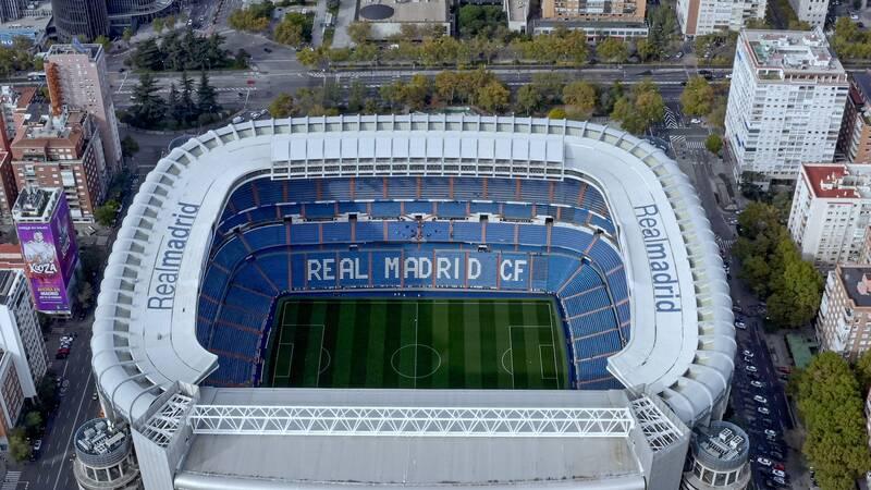 san-van-dong-santiago-bernabeu-1-1719672624.jpg