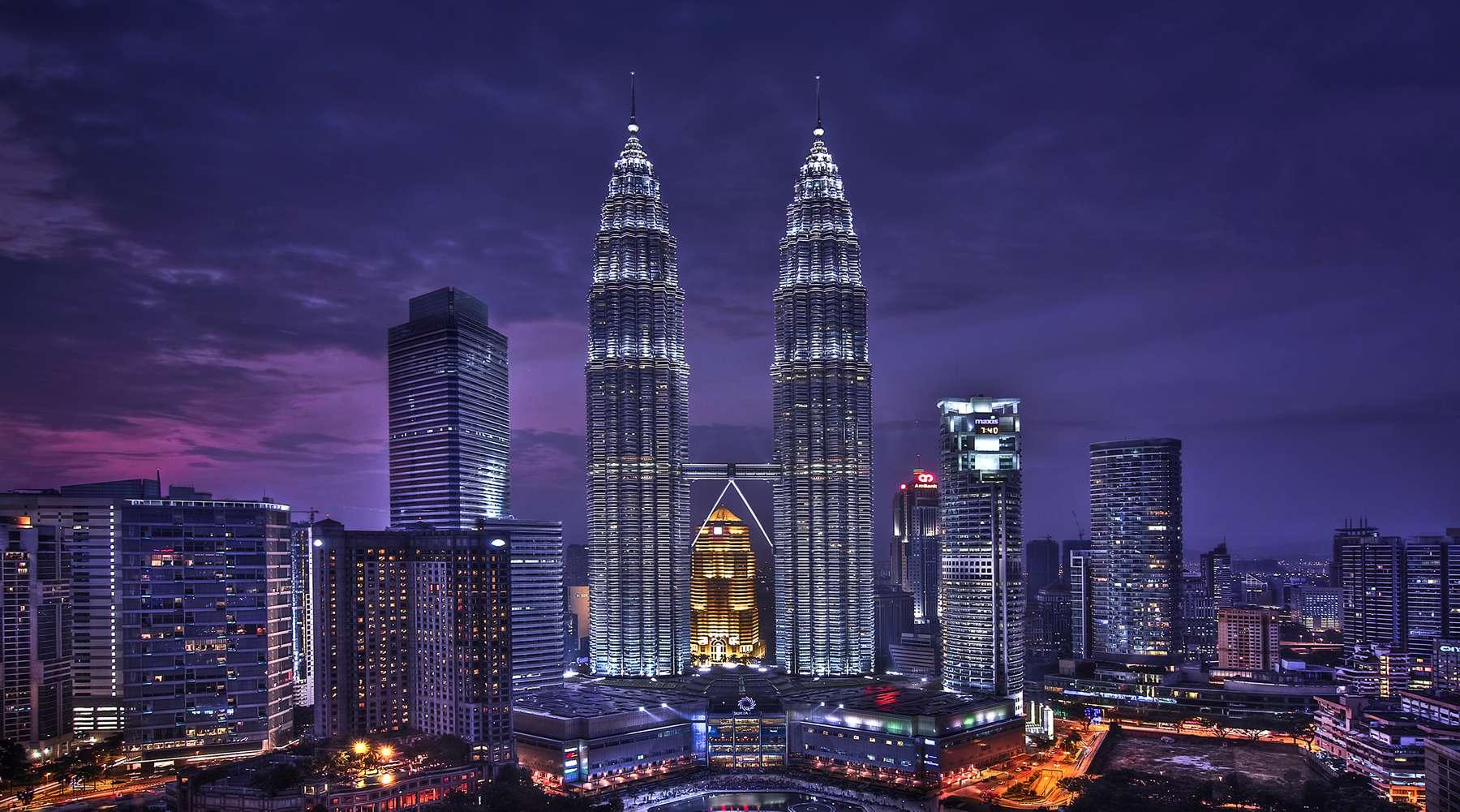 thap-doi-petronas-kuala-lumpur-malaysia.jpg