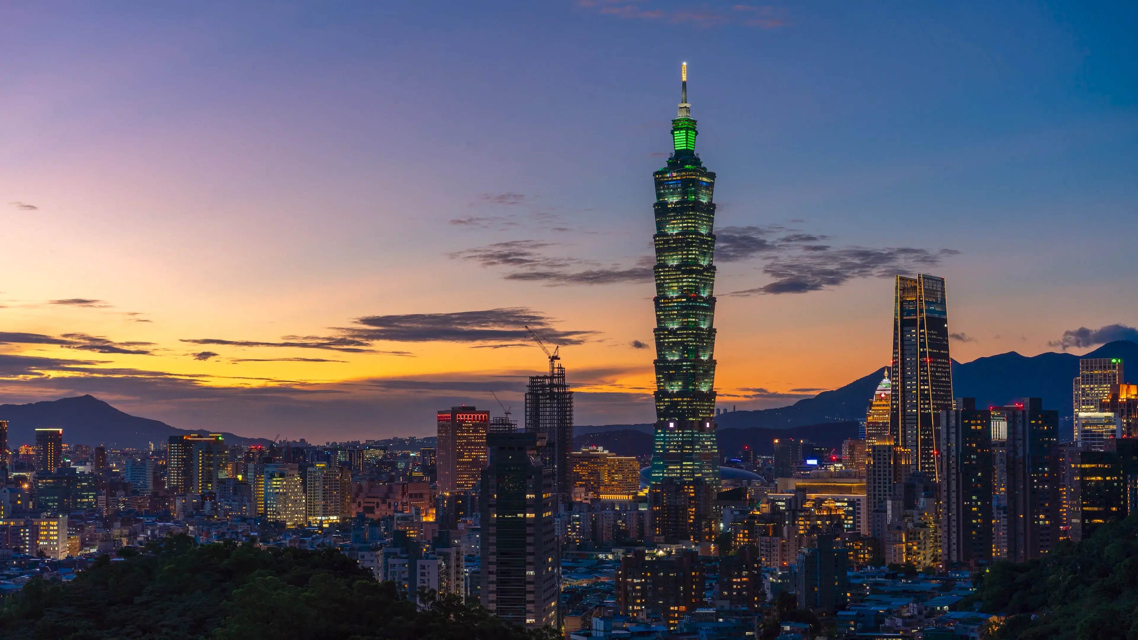 TOUR 5N4Đ CAO HÙNG  - ĐÀI TRUNG - ĐÀI BẮC