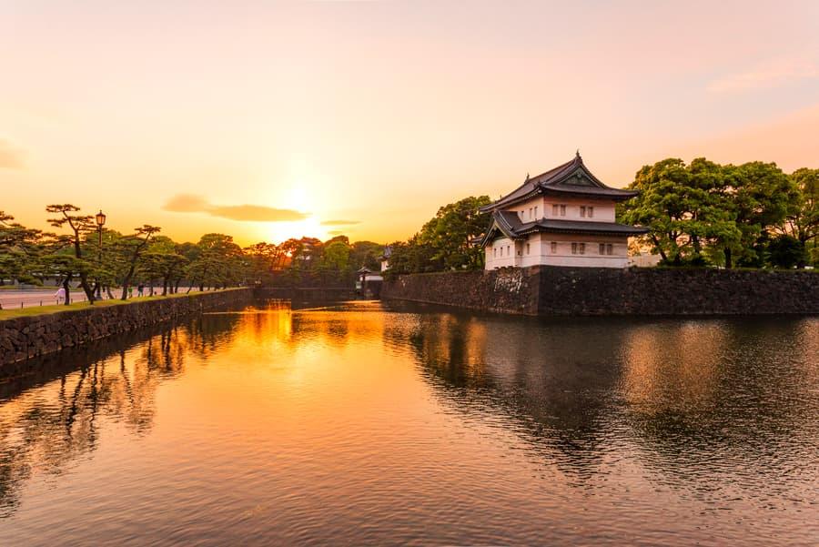 tokyo-imperial-palace-2.jpg